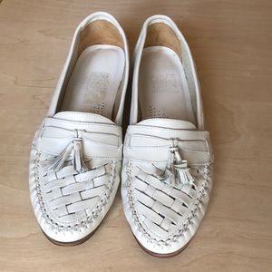 Giorgio Brutini white woven tassel loafers